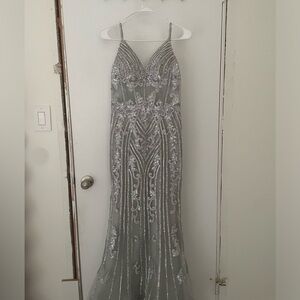 Elegant silver full-length prom dress